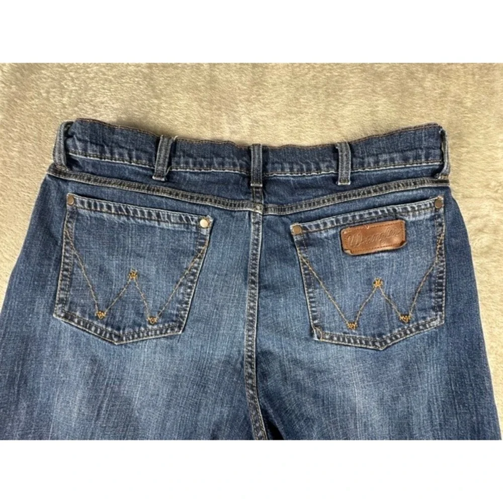 Wrangler Jeans Mens 36x36 Retro Relaxed Boot Medium Wash Denim